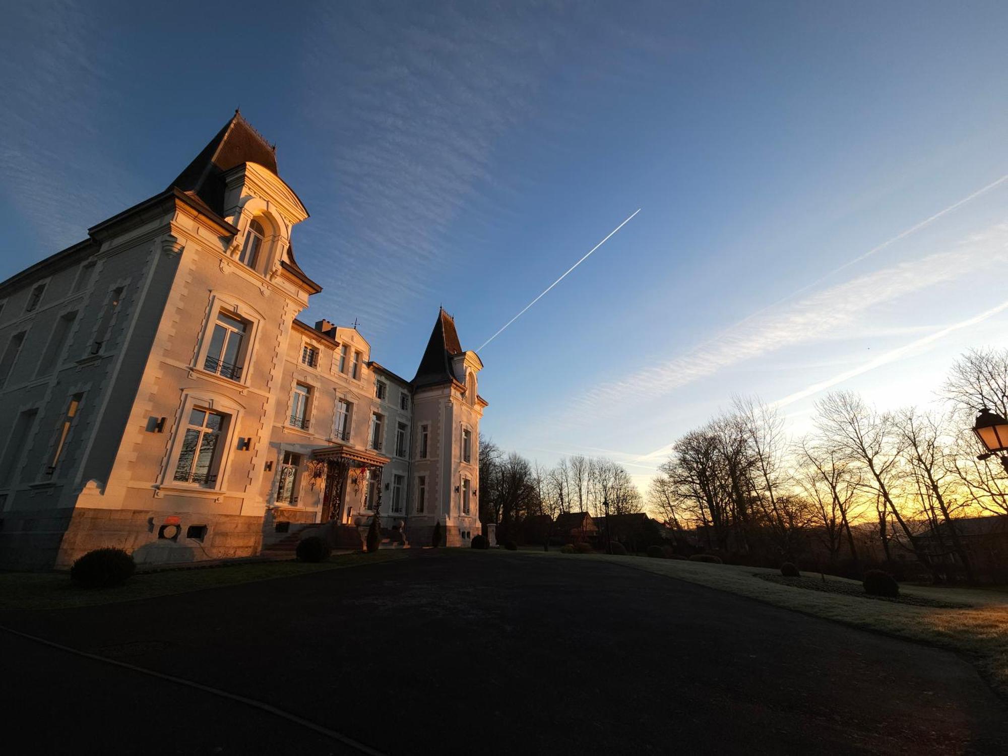 Hotel Chateau De La Marliere Fourmies Eksteriør billede